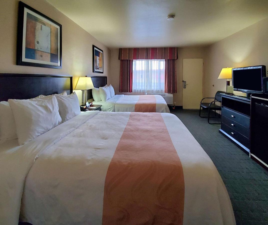 Quality Inn & Suites Anaheim At The Park Exteriör bild
