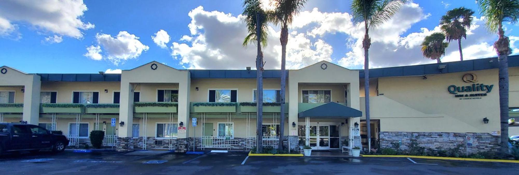 Quality Inn & Suites Anaheim At The Park Exteriör bild